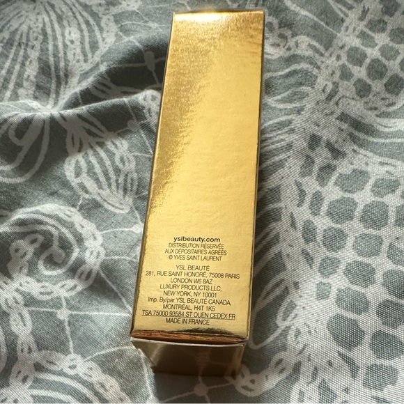 Yves Saint Laurent - TATOUAGE COUTURE VELVET CREAM - 209 anti-social prune - Picture 5 of 7